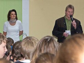 Projekttage Übergabe 354x235-3.jpg